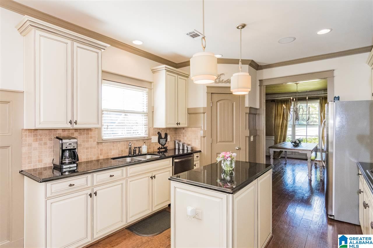 3850 Bent River Road Birmingham, AL 35216 - Photo 8 of 48