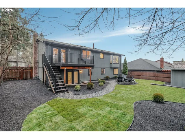 $600,000 | 1711 Northwest 19th Street, Gresham, OR 97030