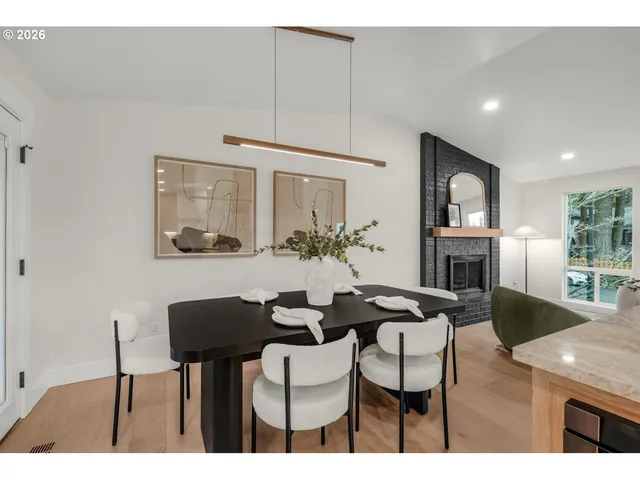 $600,000 | 1711 Northwest 19th Street, Gresham, OR 97030