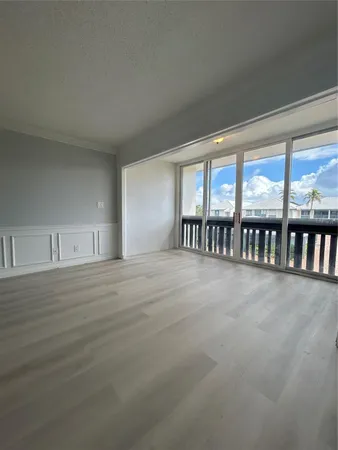 $299,500 | 175 Southeast St Lucie Boulevard, Unit E134, Stuart, FL 34996