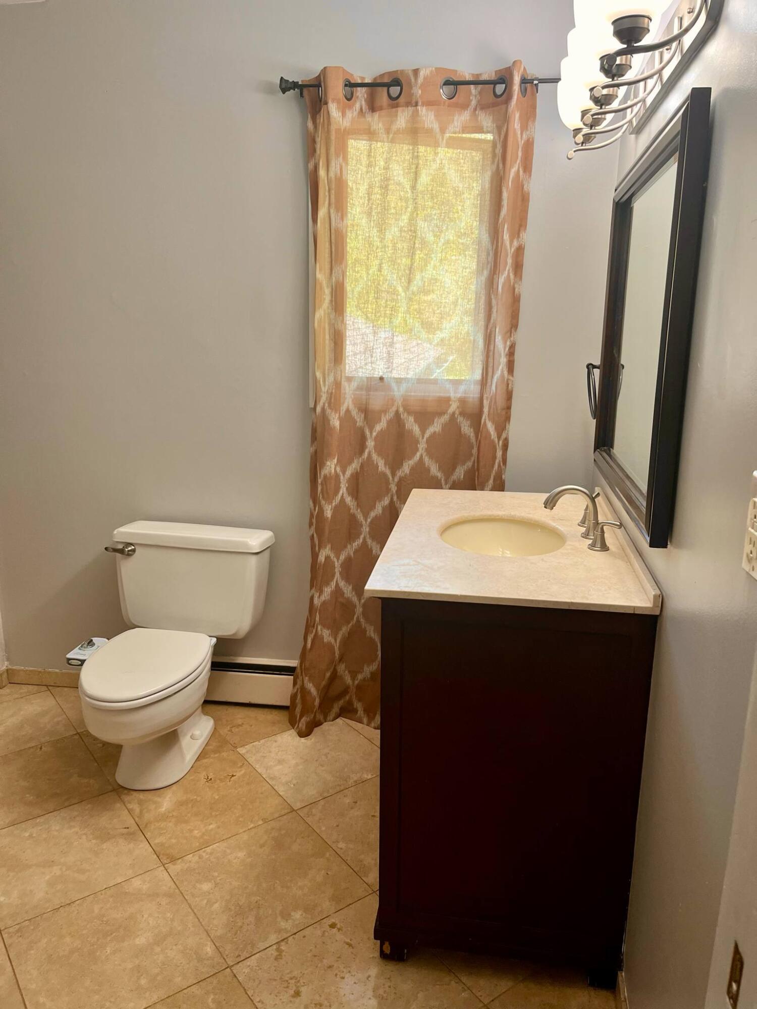 8785 Warner Road Saline, MI 48176 - Photo 18 of 31 Master Bath