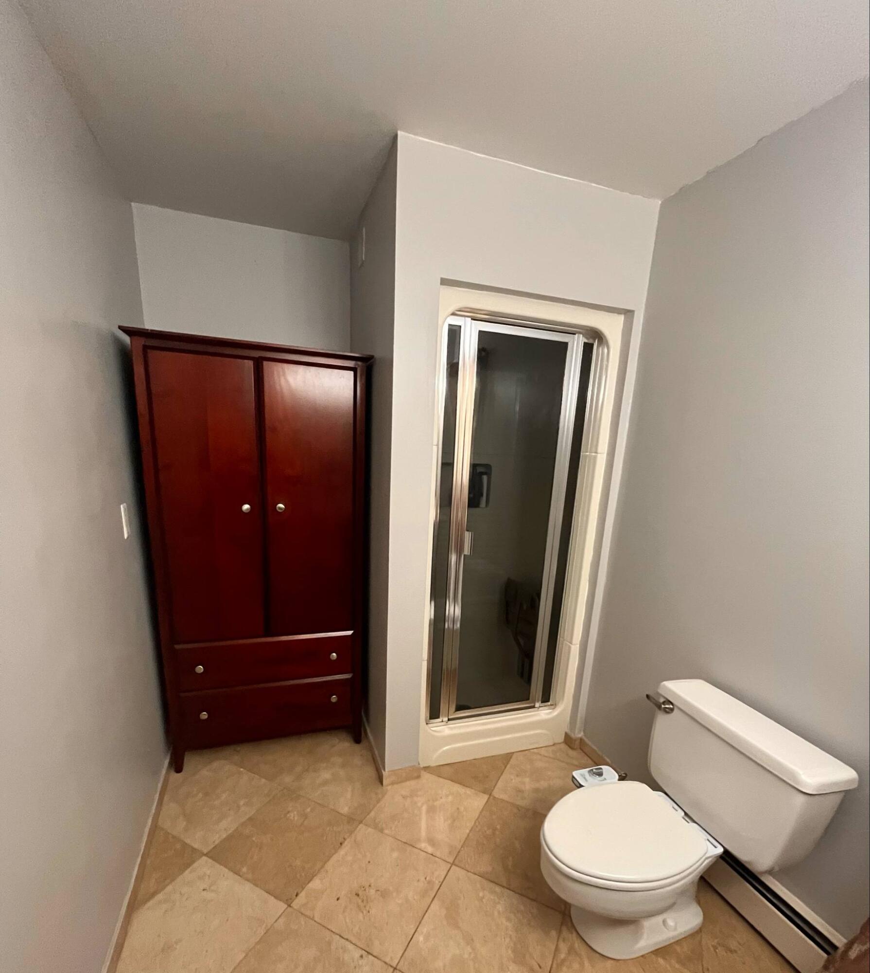 8785 Warner Road Saline, MI 48176 - Photo 19 of 31 Master Bath