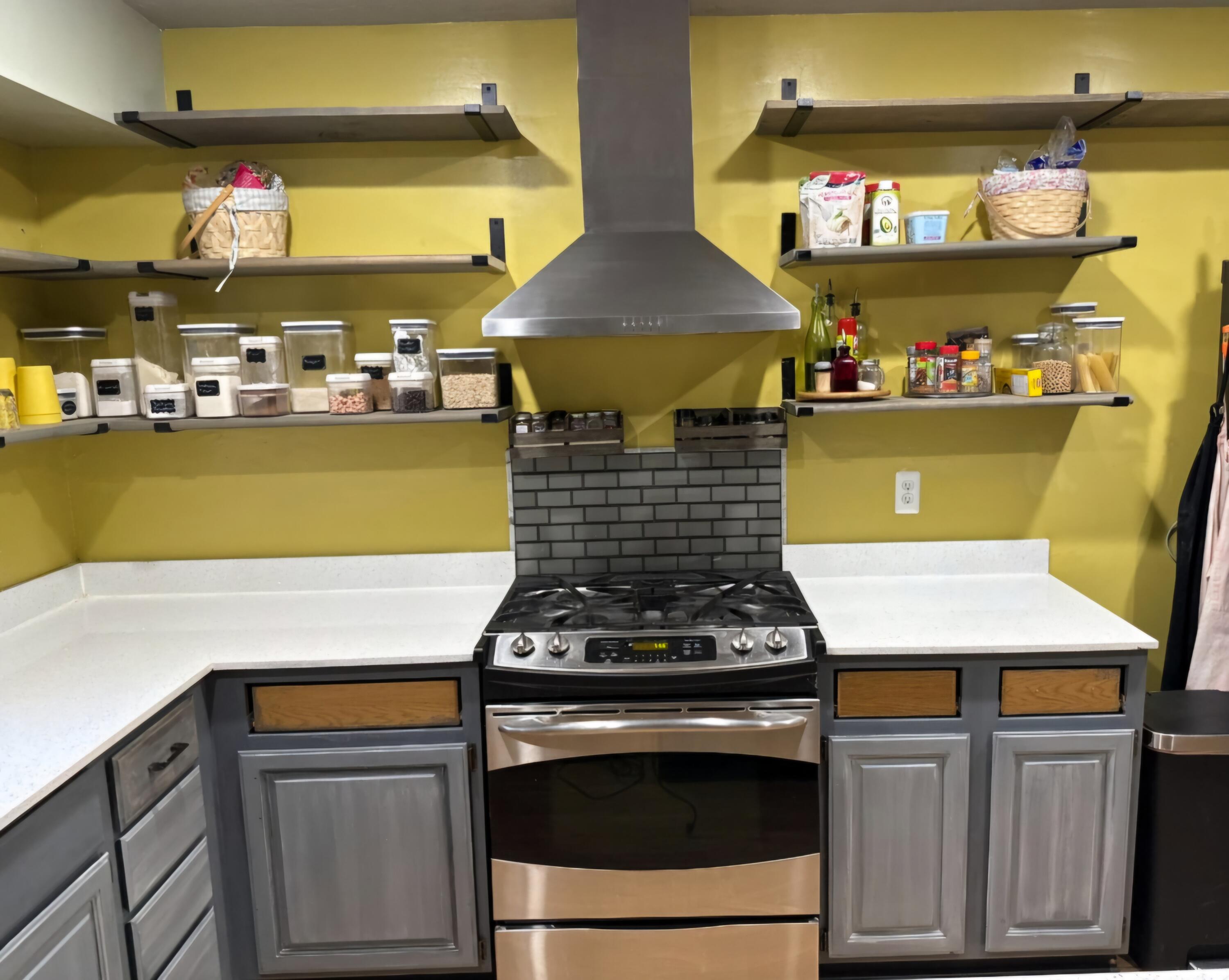 8785 Warner Road Saline, MI 48176 - Photo 10 of 31 Kitchen