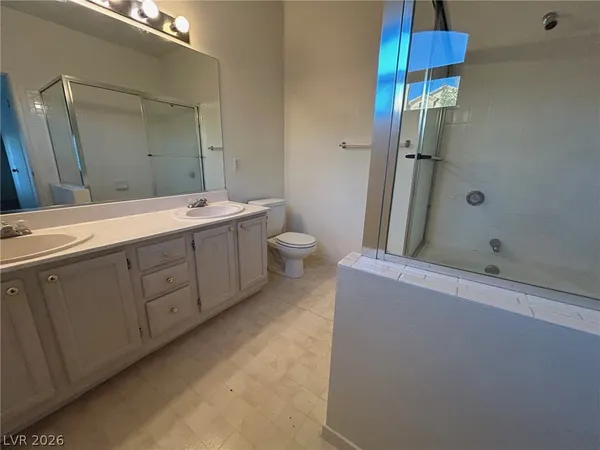 $1,450 | 5415 West Harmon Avenue, Unit 1022, Las Vegas, NV 89103