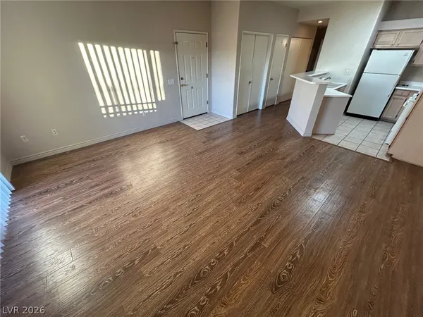 $1,450 | 5415 West Harmon Avenue, Unit 1022, Las Vegas, NV 89103