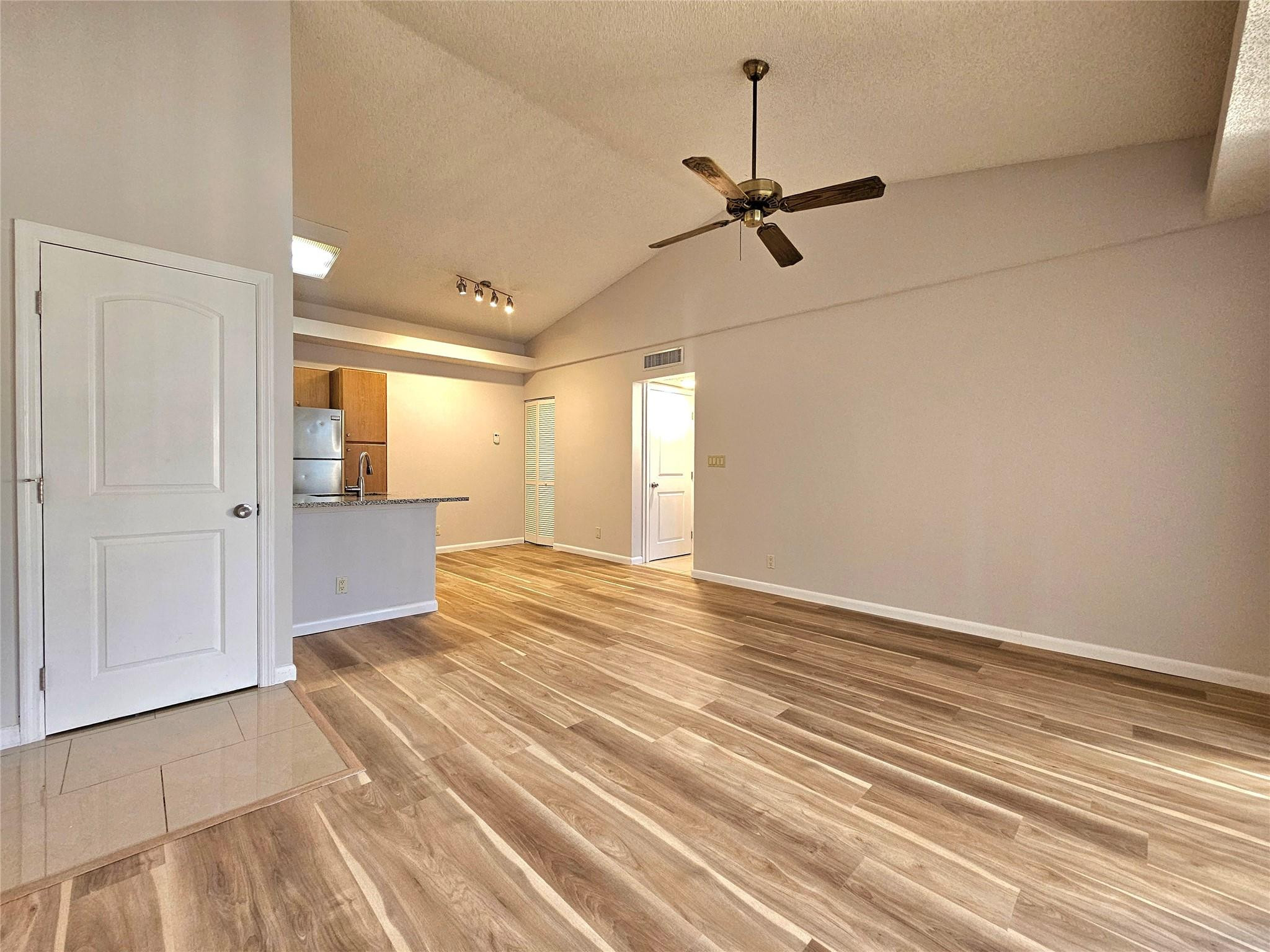 631 Lyons Road, Unit 12207 Pompano Beach, FL 33063 - Photo 2 of 30 Photo 2