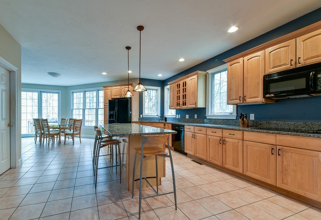 10 Falcon Ridge Drive Hopkinton, MA 01748 - Photo 13 of 30