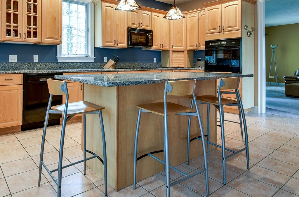 10 Falcon Ridge Drive Hopkinton, MA 01748 - Photo 14 of 30