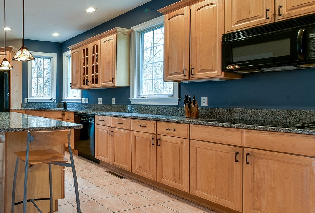 10 Falcon Ridge Drive Hopkinton, MA 01748 - Photo 16 of 30