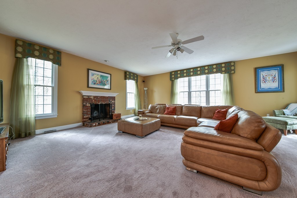10 Falcon Ridge Drive Hopkinton, MA 01748 - Photo 17 of 30