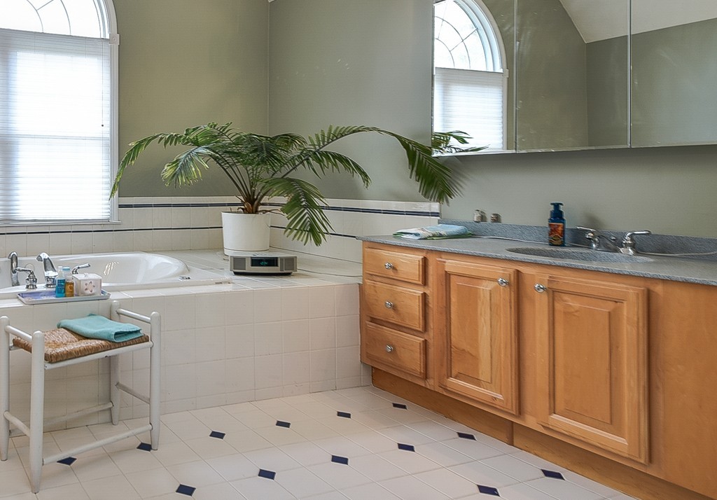 10 Falcon Ridge Drive Hopkinton, MA 01748 - Photo 23 of 30