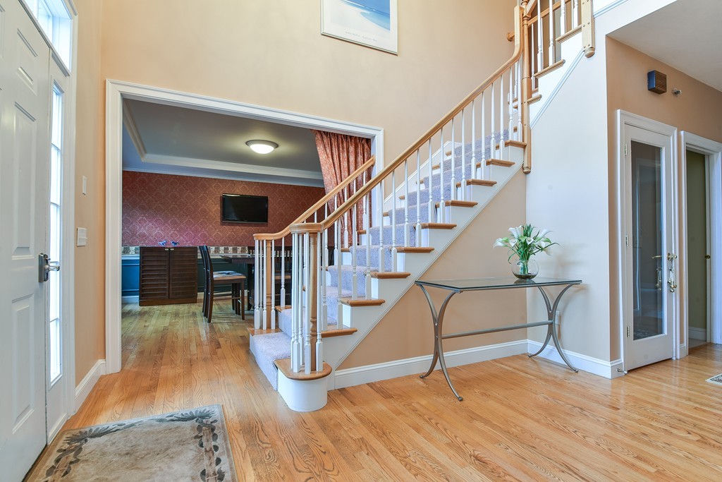 10 Falcon Ridge Drive Hopkinton, MA 01748 - Photo 3 of 30