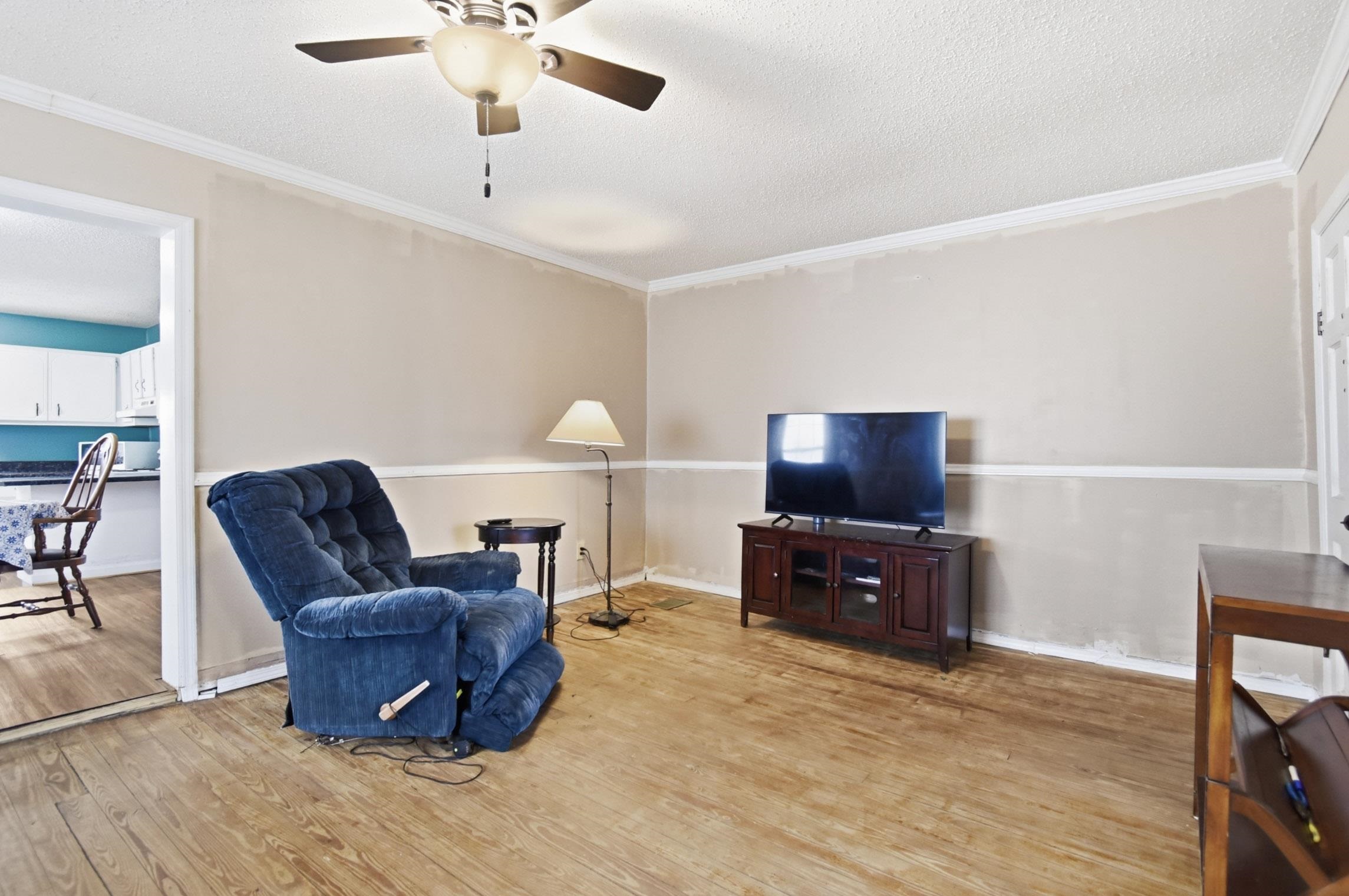 133 Southwest Monroe Avenue Mayo, FL 32066 - Photo 9 of 37