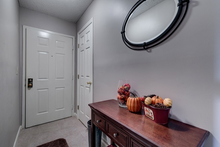 340 Timber Ridge Drive, Unit 2 Newport, KY 41071 - Photo 10 of 15 Gallery Image 10