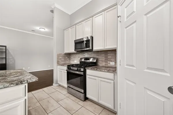 $2,875 | 3854 Fleetwood Falls Lane, Spring, TX 77386