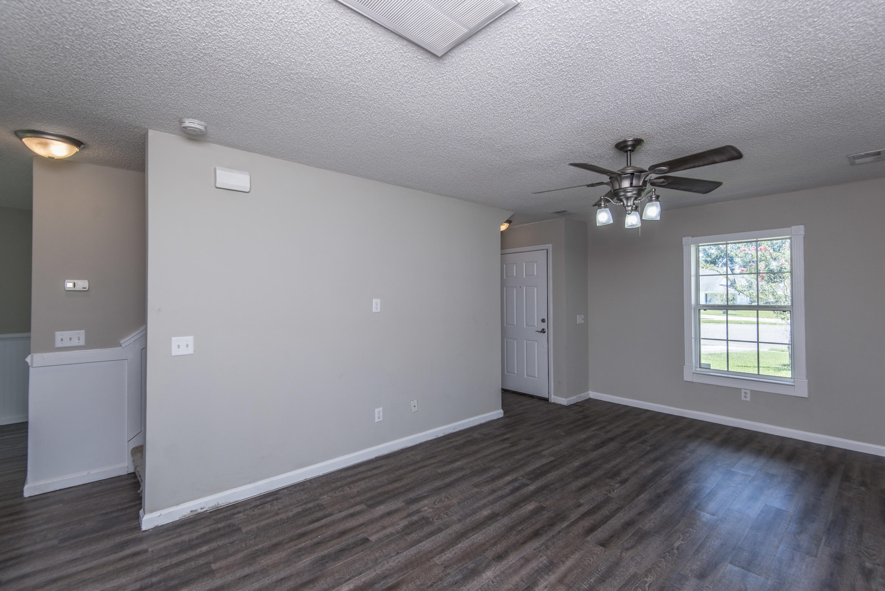 142 Thistle Road Goose Creek, SC 29445 - Photo 8 of 37 _DSC5208