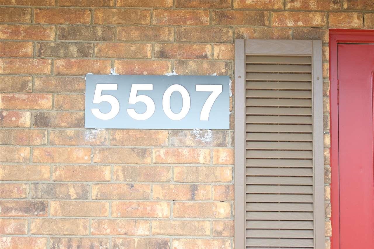 5507 Winchester Road, Unit 4 Memphis, TN 38115 - Photo 10 of 11 a close up of a wall