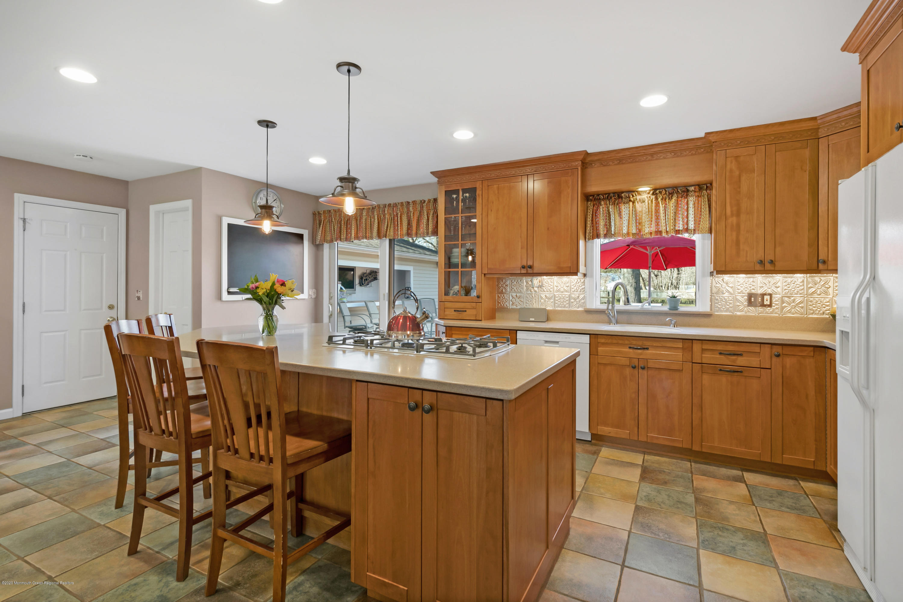 37 Bucks Mill Road Colts Neck, NJ 07722 - Photo 18 of 44 37 Bucks Mill Rd Colts Neck NJ-print-021