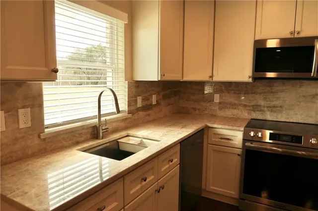 $2,500 | 3429 Bryson Street, New Orleans, LA 70131