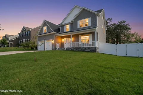 a house view with a outdoor space