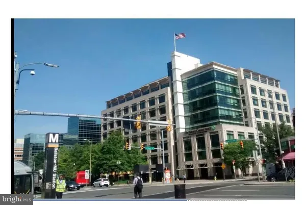 $2,500 | 4023 18th Road North, Unit 1, Arlington, VA 22207