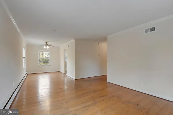 $2,500 | 4023 18th Road North, Unit 1, Arlington, VA 22207