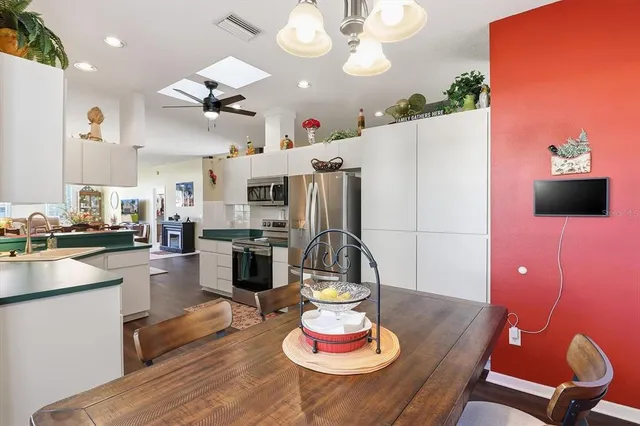 $289,900 | 3309 South Highgate Point, Inverness, FL 34452