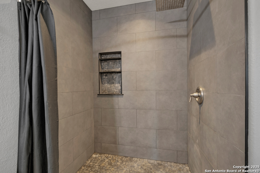 188 Lex Word Kyle, TX 78640 - Photo 25 of 33