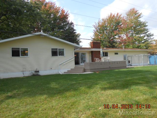 4850 State Road Fort Gratiot, MI 48059 - Photo 16 of 21 31177851-15.JPG