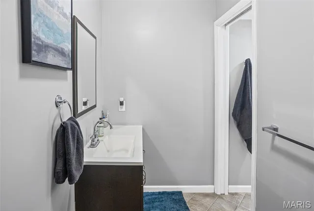 $224,000 | 4317 Briarcliff Drive, Alton, IL 62002