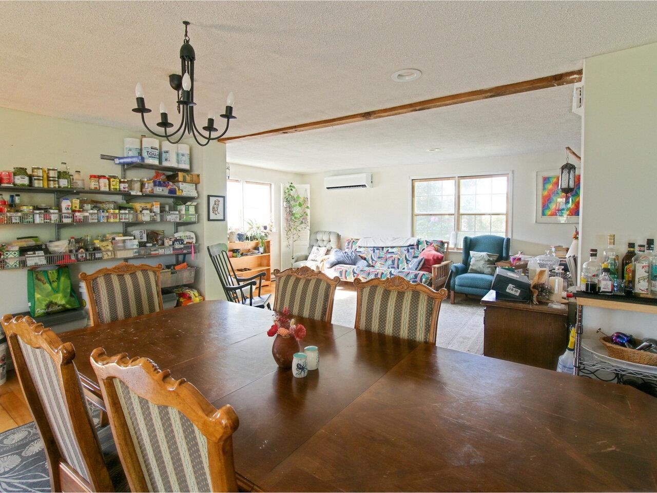 152 Butternut Road Williston, VT 05495 - Photo 8 of 35