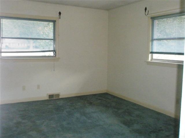 909 Concord Avenue, Unit LEASEOPTION POSSIBLE Anderson, SC 29621 - Photo 11 of 23 Gallery Image 11