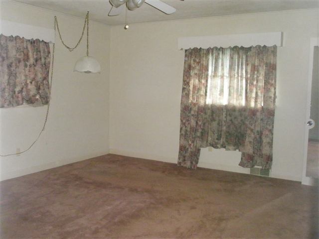 909 Concord Avenue, Unit LEASEOPTION POSSIBLE Anderson, SC 29621 - Photo 9 of 23 Gallery Image 9