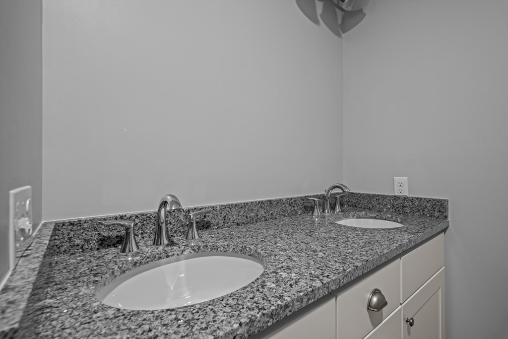 635 Old Post Road, Unit 109 Sharon, MA 02067 - Photo 21 of 37 Gallery Image 21