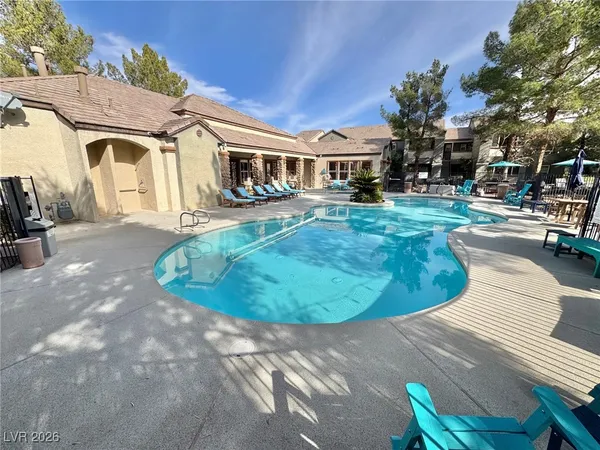 $1,300 | 555 East Silverado Ranch Boulevard, Unit 2010, Las Vegas, NV 89183