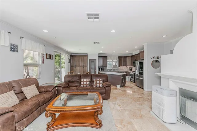 $828,800 | 15841 Snowy Peak Lane, Fontana, CA 92336