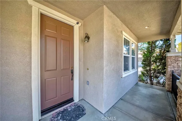 $828,800 | 15841 Snowy Peak Lane, Fontana, CA 92336