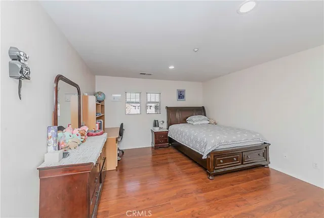 $828,800 | 15841 Snowy Peak Lane, Fontana, CA 92336