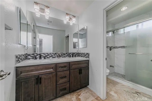 $828,800 | 15841 Snowy Peak Lane, Fontana, CA 92336