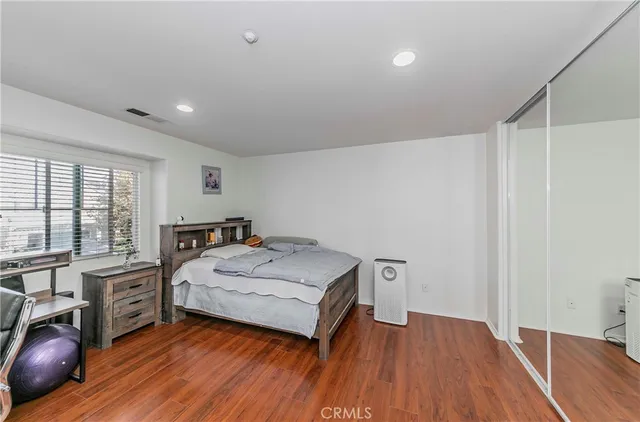 $828,800 | 15841 Snowy Peak Lane, Fontana, CA 92336