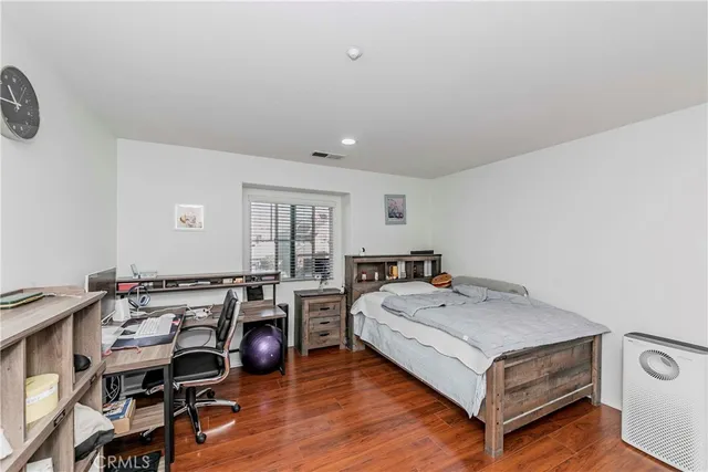 $828,800 | 15841 Snowy Peak Lane, Fontana, CA 92336