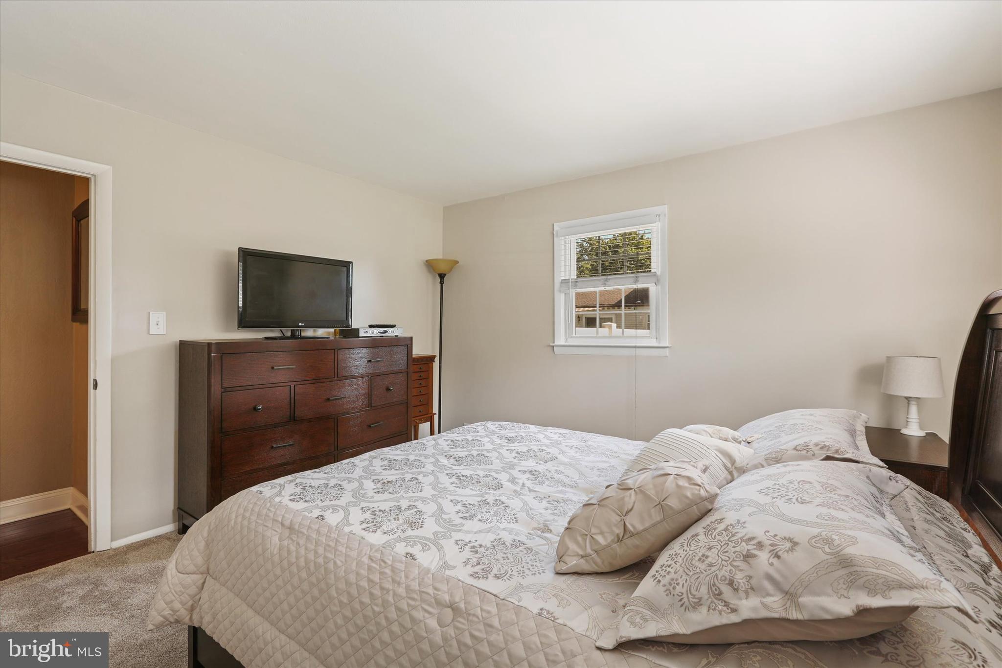 2014 Klockner Road Hamilton, NJ 08619 - Photo 20 of 36 3rd Bedroom