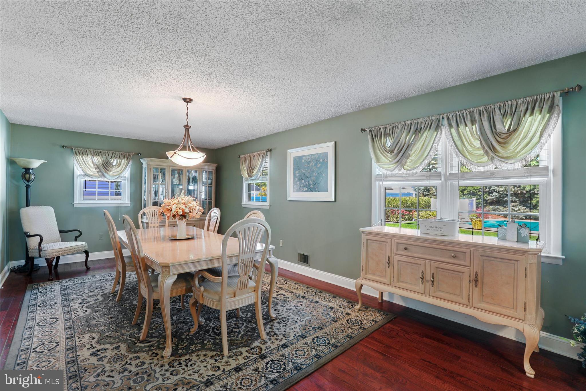 2014 Klockner Road Hamilton, NJ 08619 - Photo 8 of 36 Dining Room