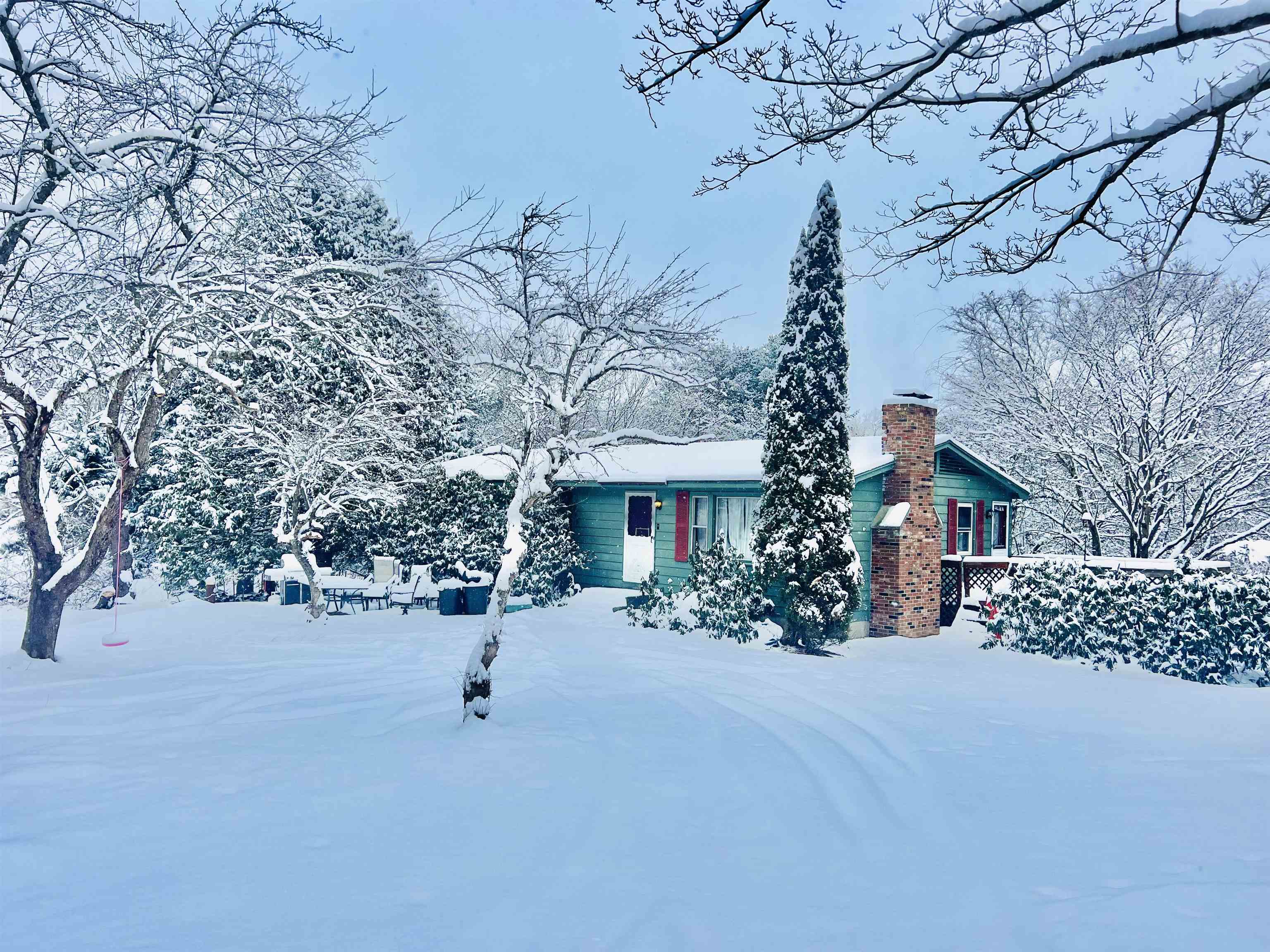 48 Hickory Hollow Road Vernon, VT 05354 - Photo 28 of 28 Gallery Image 28