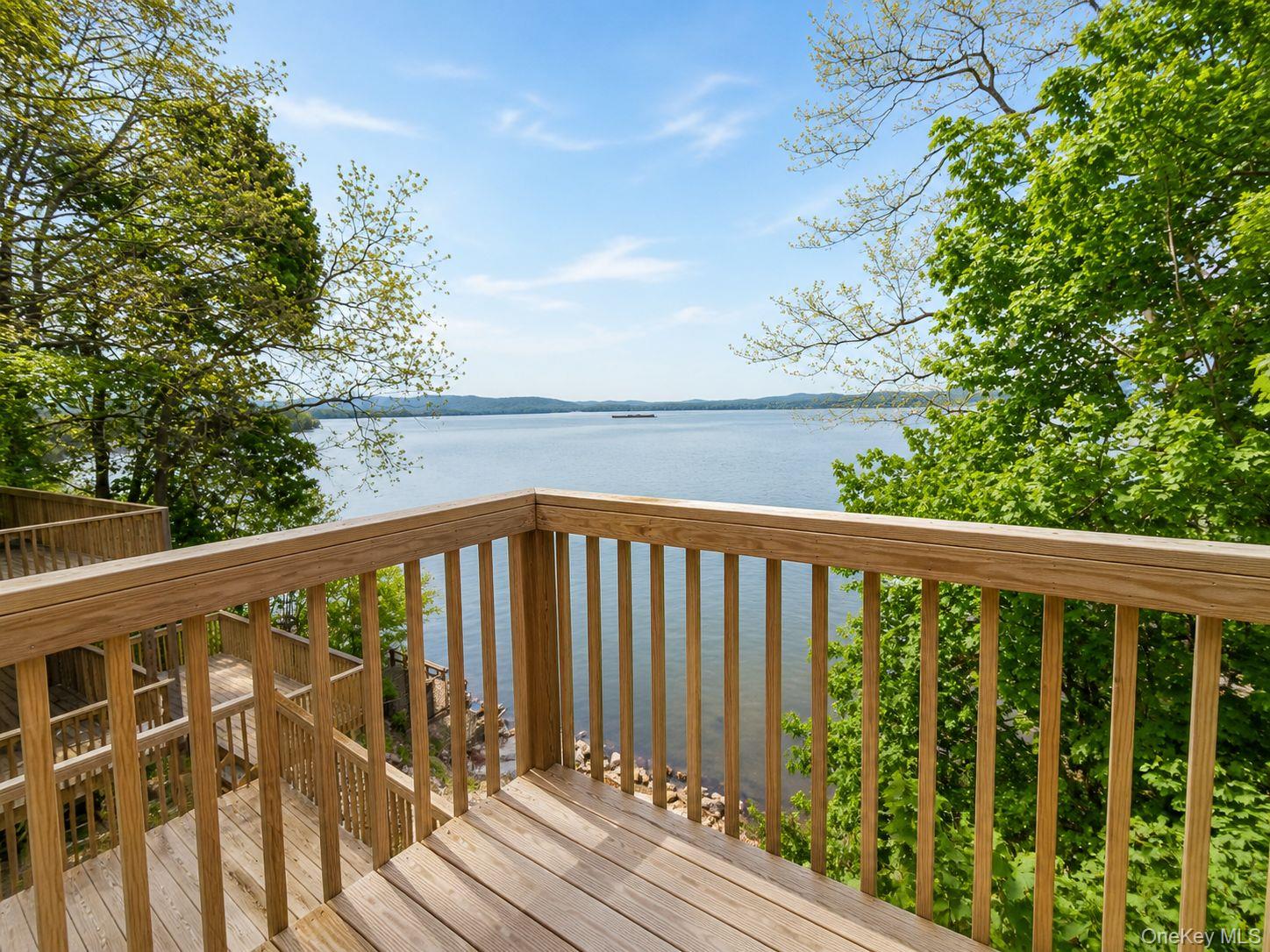 44 Riverside Avenue Haverstraw, NY 10927 - Photo 5 of 23