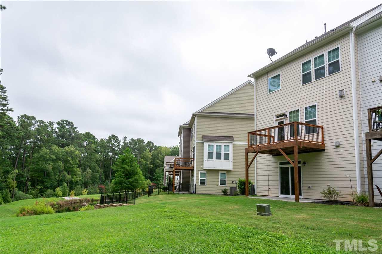 630 Edgewater Ridge Court Apex, NC 27523 - Photo 2 of 29