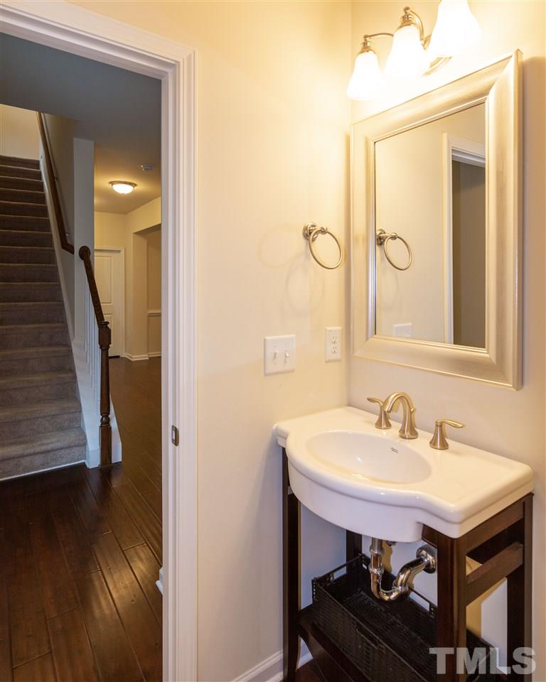 630 Edgewater Ridge Court Apex, NC 27523 - Photo 13 of 29