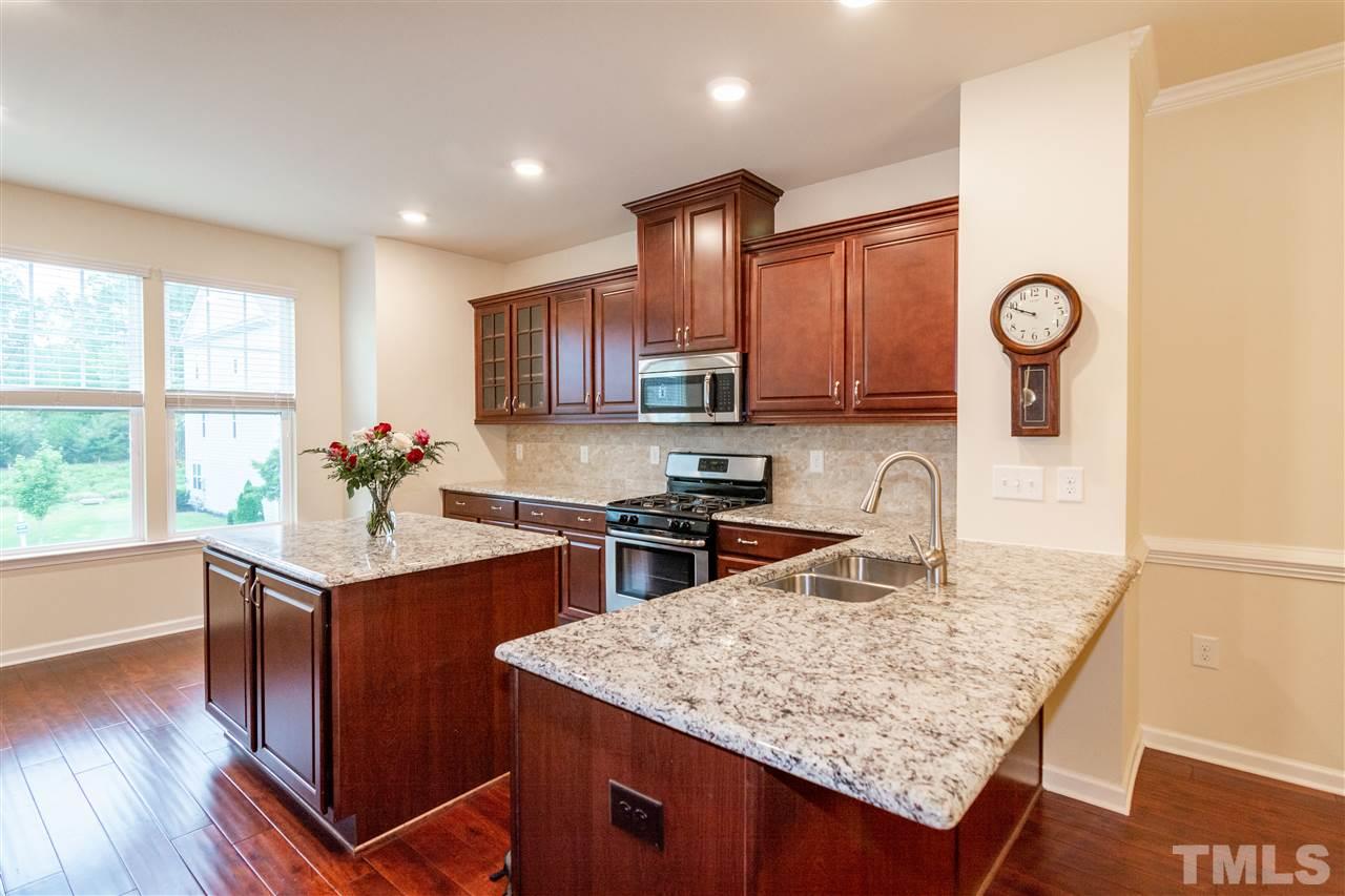 630 Edgewater Ridge Court Apex, NC 27523 - Photo 8 of 29