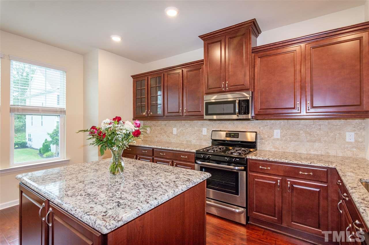 630 Edgewater Ridge Court Apex, NC 27523 - Photo 9 of 29