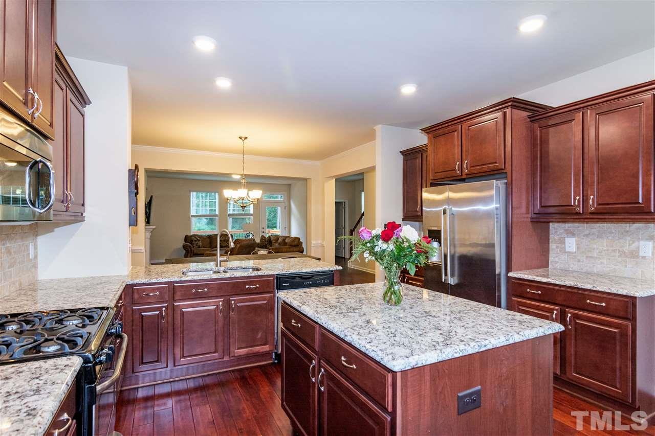 630 Edgewater Ridge Court Apex, NC 27523 - Photo 10 of 29